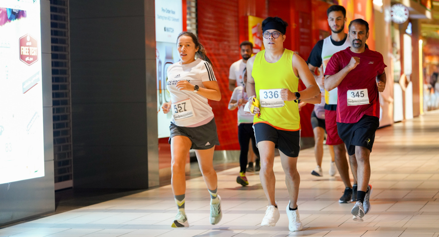 Dubai Hills Mall Indoor Run powered by SKECHERS gallery image