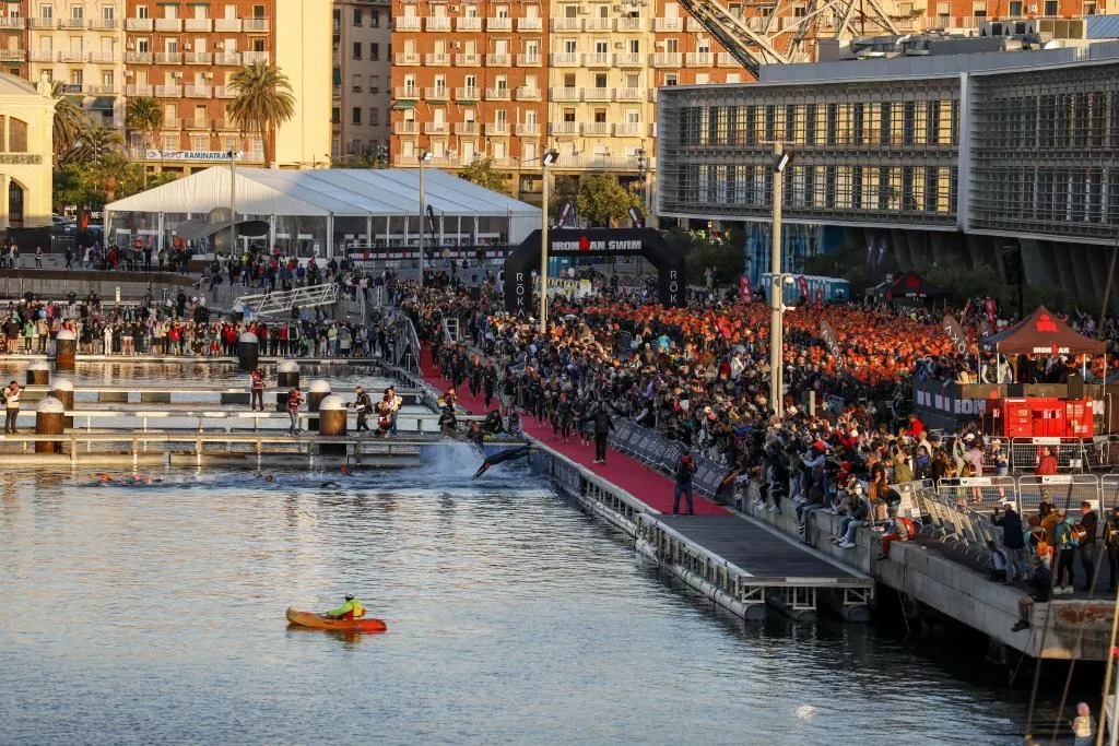 IRONMAN 70.3 Valencia gallery image