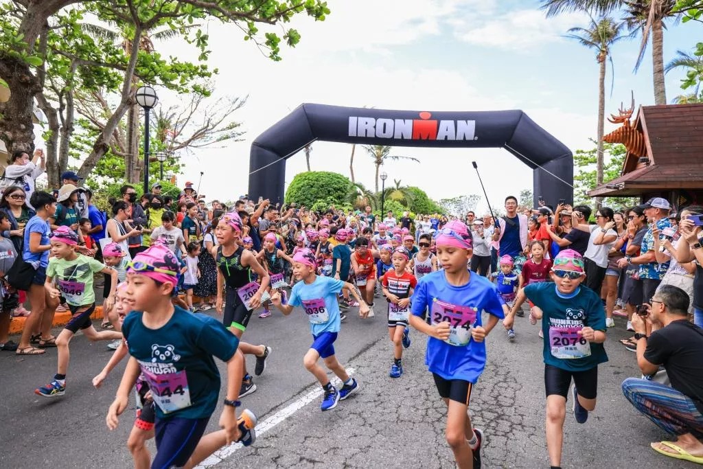 IRONMAN 70.3 Kenting gallery image