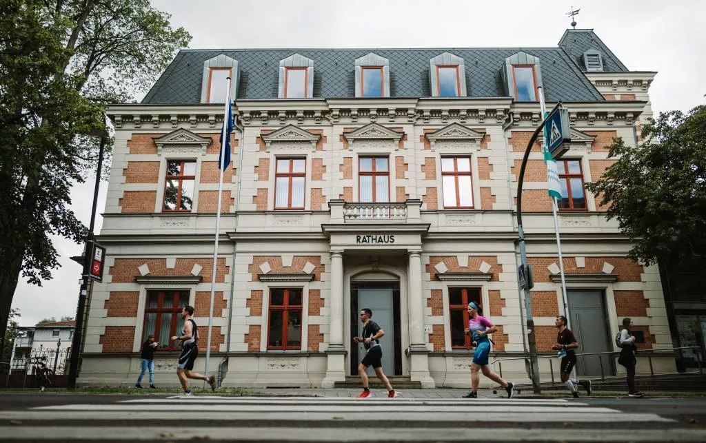 IRONMAN 70.3 Erkner gallery image