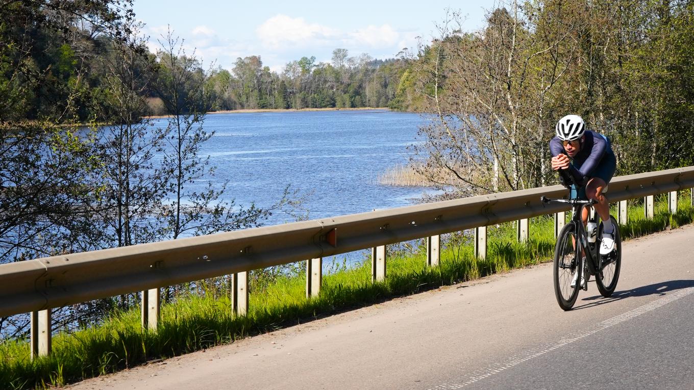 IRONMAN 70.3 Valdivia gallery image