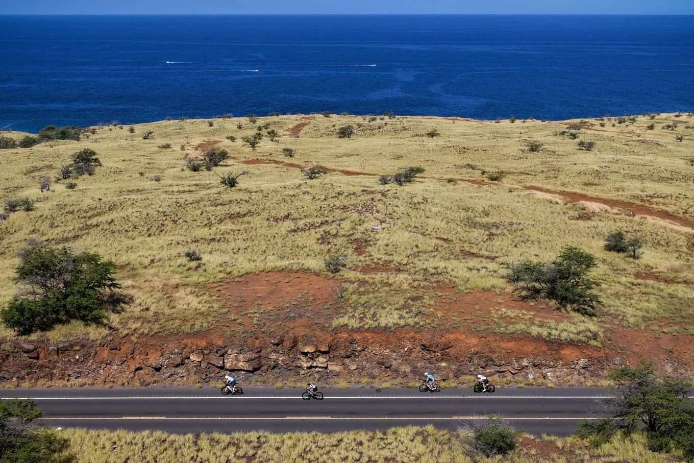 IRONMAN 70.3 Hawai'i gallery image