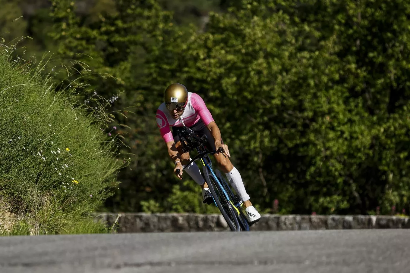 IRONMAN 70.3 Nice gallery image