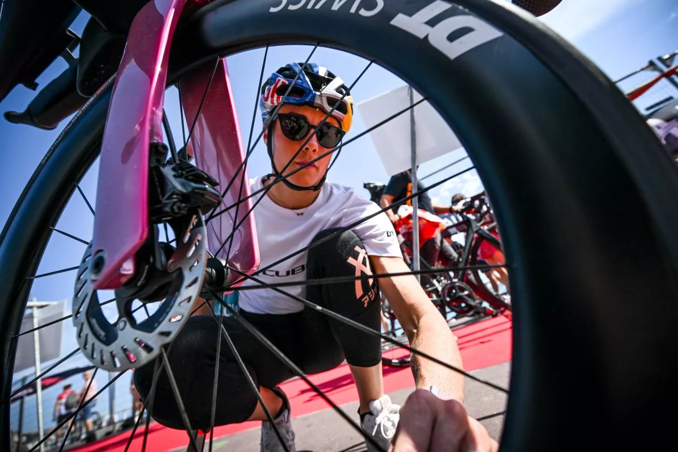 IRONMAN 70.3 Nice gallery image