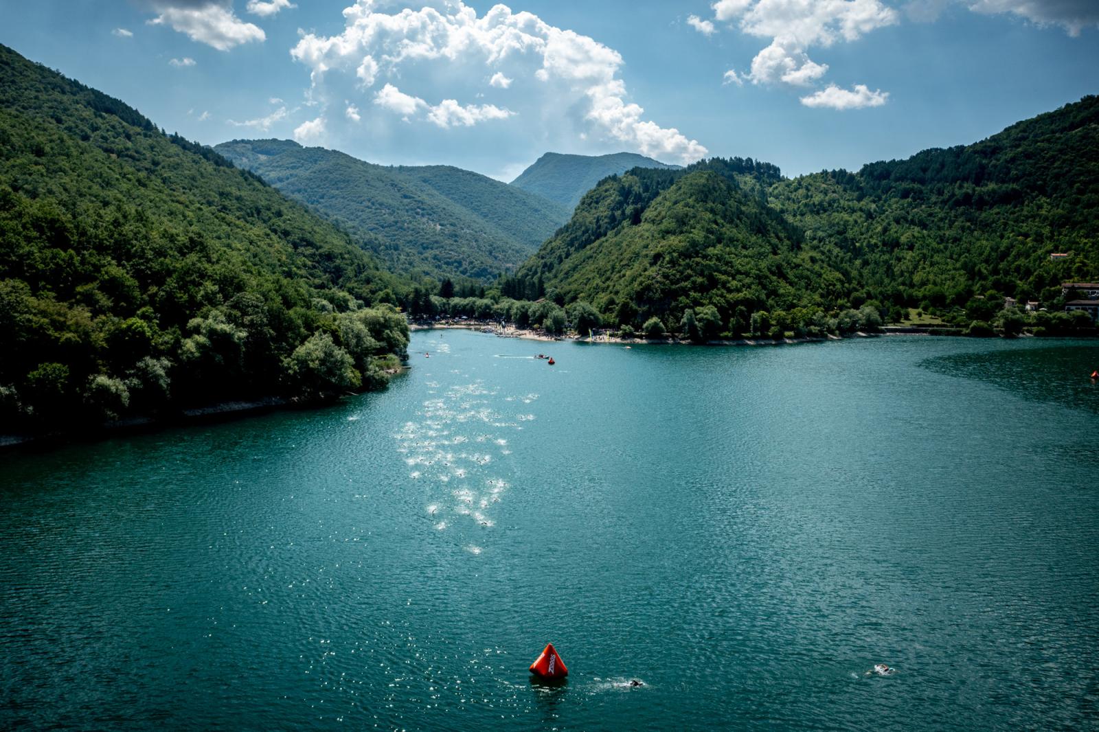 XTERRA Lake Scanno Triathlon gallery image
