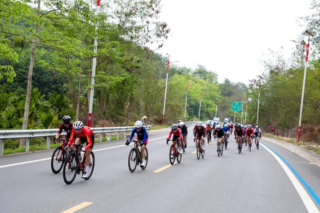 Gran Fondo Hainan gallery image