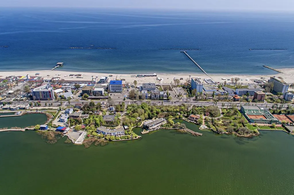 IRONMAN 70.3 Mamaia Constanta, Romania gallery image