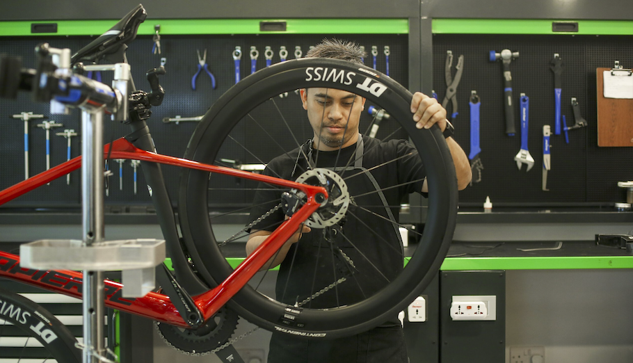 BIKEERA banner