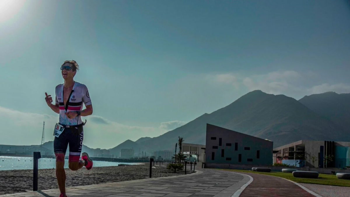 14-week half marathon and marathon plans image